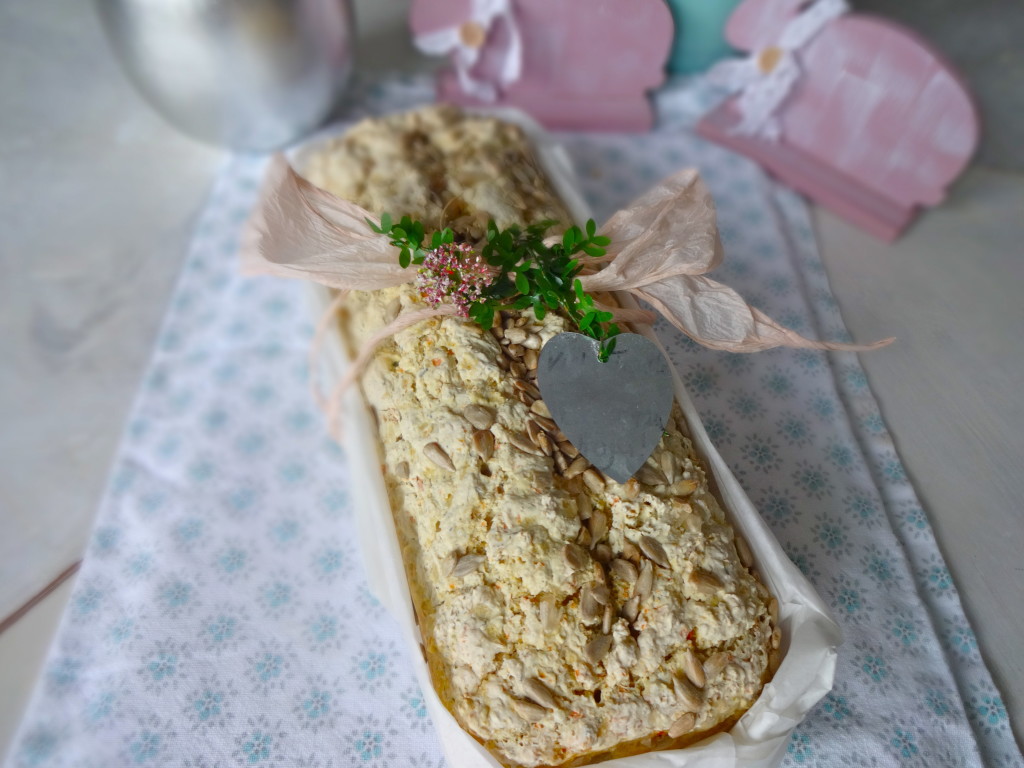 Saftiges Möhren Zucchini Brot