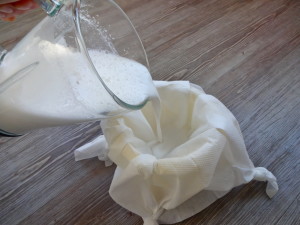 Mandelmilch selbst gemacht