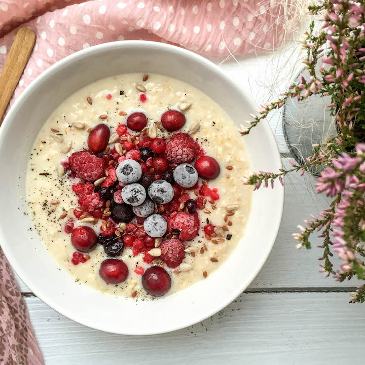 Vanille-Porridge - vegan, glutenfrei, ohne Zucker - de.heavenlynnhealthy.com