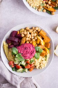 Marokkanische Bowl - rein pflanzlich, vegan, glutenfrei, ohne raffinierten Zucker - de.heavenlynnhealthy.com