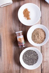 Overnight Oats - Mein Lieblings-Basisrezept - rein pflanzlich, vegan, glutenfreie Option, ohne raffinierten Zucker - de.heavenlynnhealthy.com