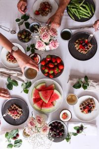 Leckere Kokos-Erdnuss-Waffeln - rein pflanzlich, vegan, glutenfreie Option, ohne raffinierten Zucker - de.heavenlynnhealthy.com