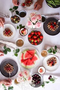 Leckere Kokos-Erdnuss-Waffeln - rein pflanzlich, vegan, glutenfreie Option, ohne raffinierten Zucker - de.heavenlynnhealthy.com