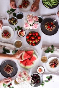 Leckere Kokos-Erdnuss-Waffeln - rein pflanzlich, vegan, glutenfreie Option, ohne raffinierten Zucker - de.heavenlynnhealthy.com