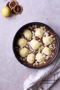 Apfel-Schoko-Gewürzkuchen - rein pflanzlich, vegan, glutenfrei, ohne raffinierten Zucker - de.heavenlynnhealthy.com