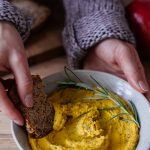 Kürbis-Hummus - rein pflanzlich, vegan, glutenfrei, ohne raffinierten Zucker - de.heavenlynnhealthy.com