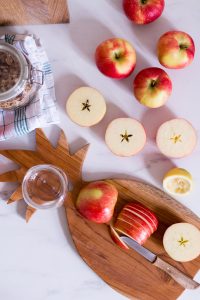 Knackige Apfel-Overnight Oats - rein pflanzlich, vegan, glutenfrei, ohne raffinierten Zucker - de.heavenlynnhealthy.com