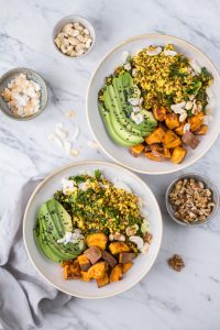 Hormausgleichende Kurkuma Quinoa Bowl