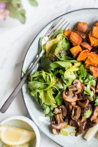 Frühlingshafte Spargel-Bowl – rein pflanzlich, vegan, glutenfrei, ohne raffinierten Zucker – de.heavenlynnhealthy.com